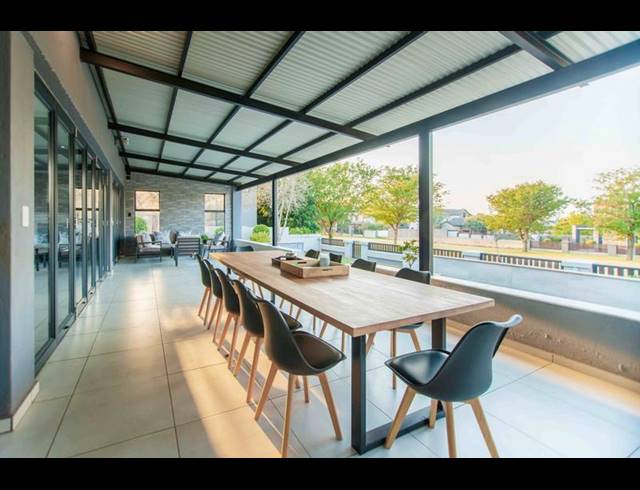 3 BEDROOM HOUSE FOR SALE IN COPPERLEAF ESTATE